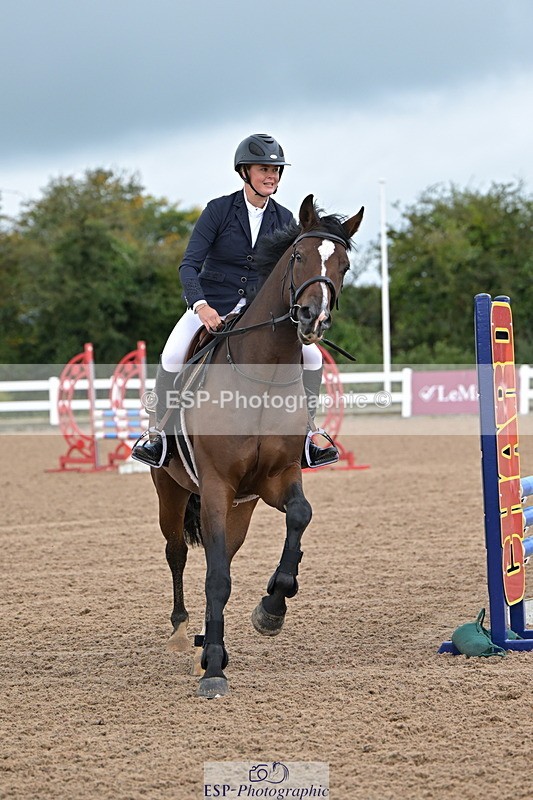 240925A-105155-00139 - Cls 1 British Novice and 90cm Open