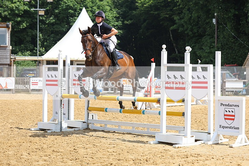 3E7A5903 - Class 5: Senior 95cm