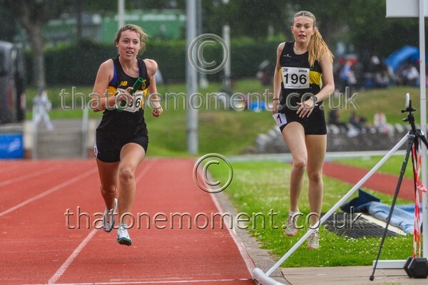 Relays25-926899 - Track Female Set Four