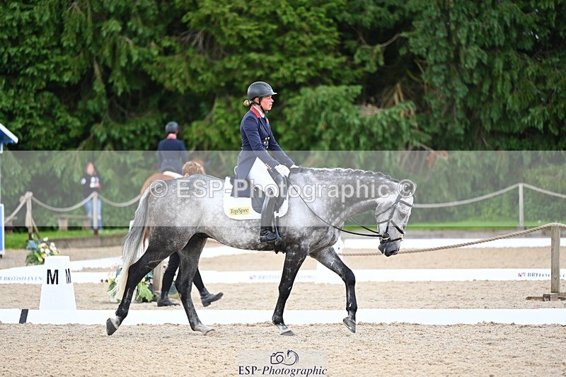 240524-141437-10176 - 529-SBH_BIG_WALL-Izzy_Taylor