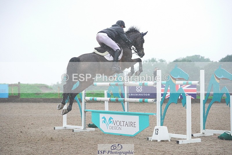 231017A-104756-06550 - Cls 26 Chard Equ Grand Prix