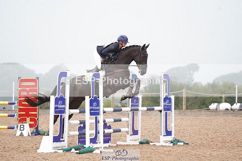 240901A-123722-07529 - 327-Caroline.Harris-THE.HONOURABLE.FOX