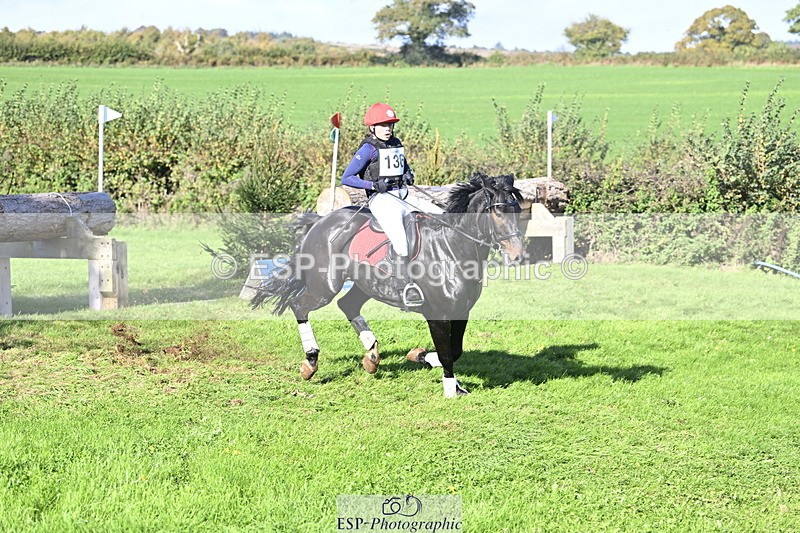 251024A-124303-11244 - B-136-Sophie.Jackson