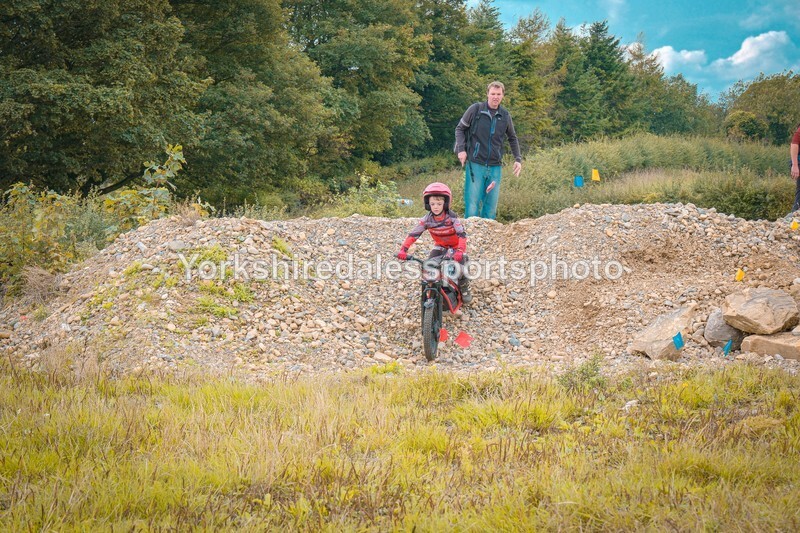 DSCF0140 - Ripon MC Trial 27/09- kids