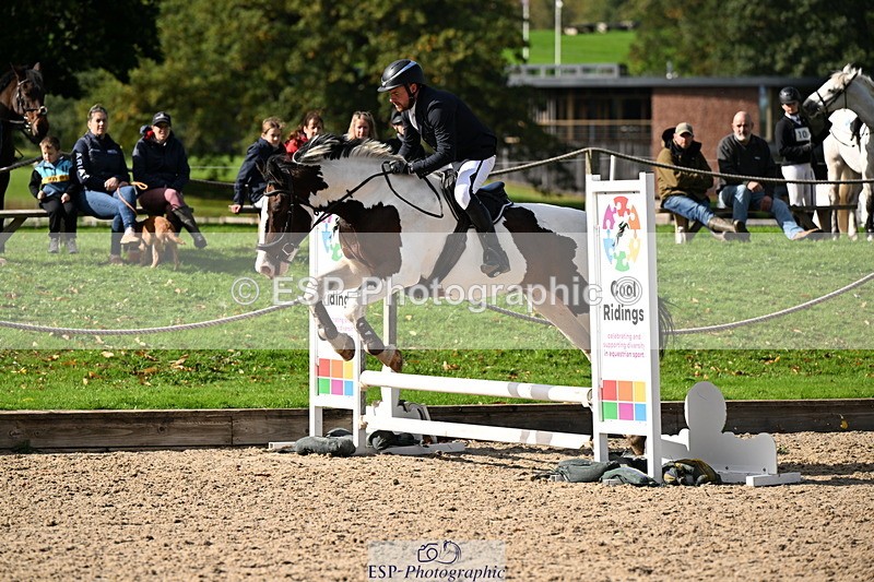 251004A-142553-01525 - Classes 6 & 7 60cm