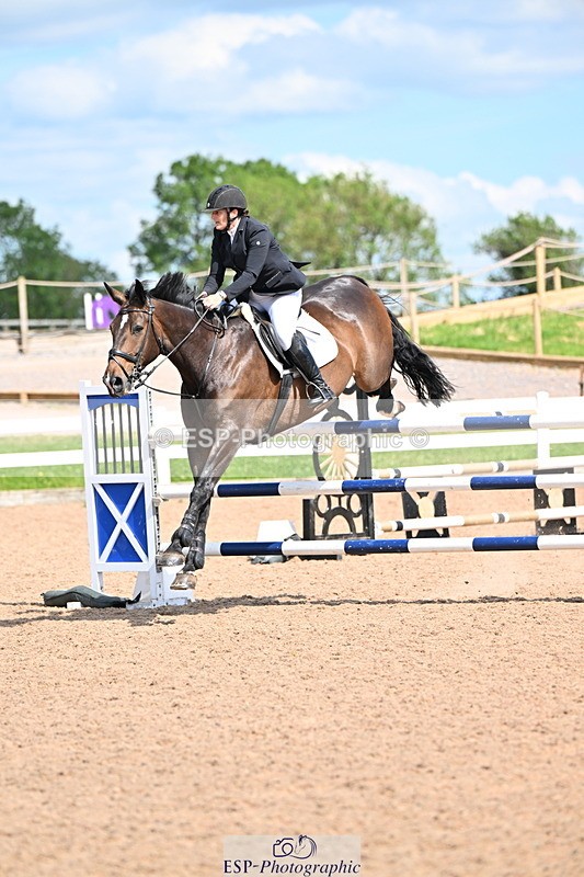 240619A-160458-01131 - Cls 5 Snr Foxhunter and 1.20m Open