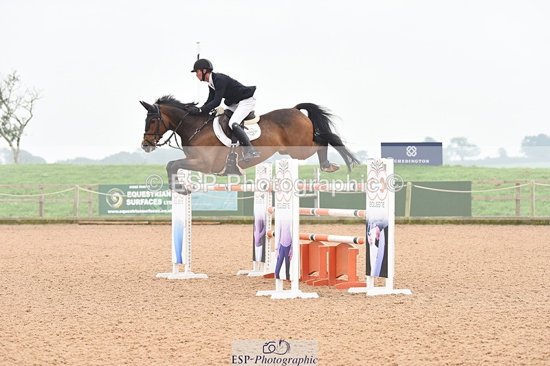 230916A-135826-05140 - Cls 17 National 1.40m