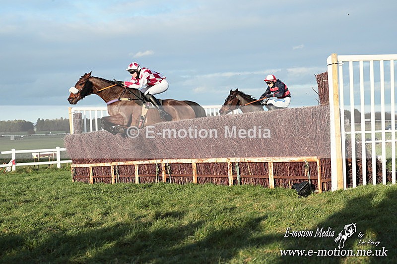 PtP 301125  0749 - Hursley Hambledon Point-to-Point Larkhill Racecourse 30/12/2025