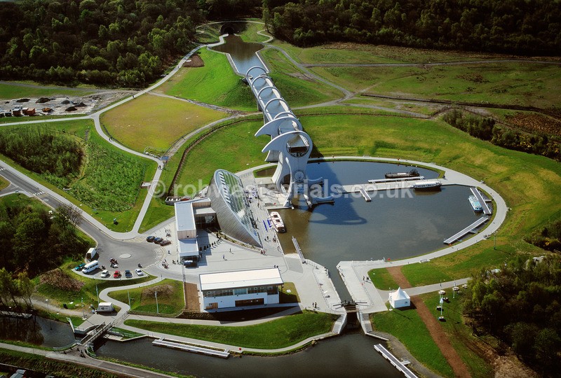 A00519CX2 The Falkirk Wheel - Settlements, infrastructure and attractions