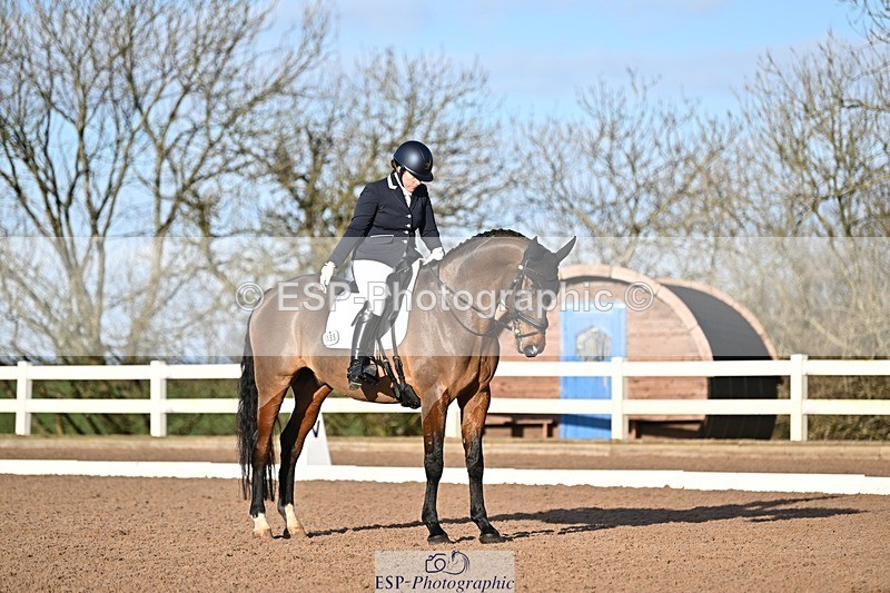 241214-104901-01233 - 155-Victoria.Hamlyn-White-Kenzo.IV