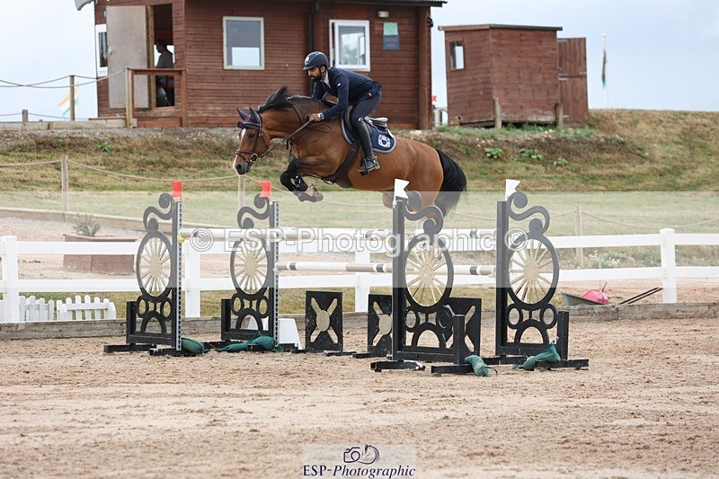 250717-134224-05527 - Cls 1, 3 Star Small Tour Start to Break