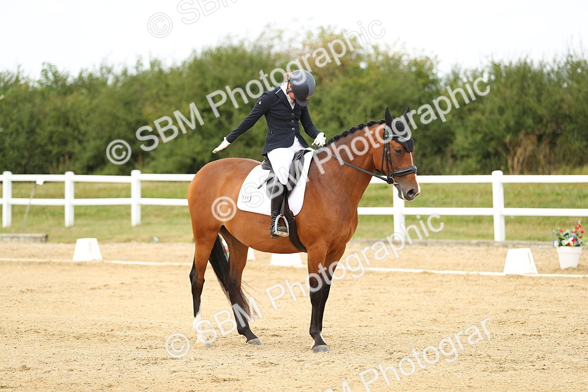 SBM_017896 - Class 14 - Novice 23 - 15.16-16.19