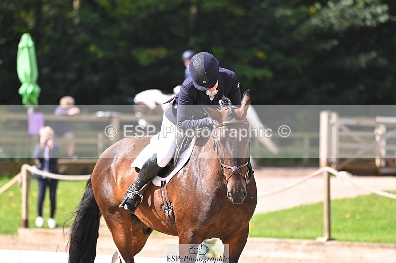 240809-102953-00208 - 112-Caroline.Hutchens-Clogorrow's.Socky