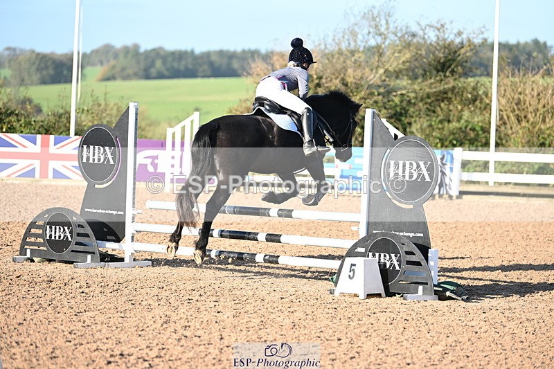 241026A-101231-00074 - SAT Cls 3 Pony Intro 70cm