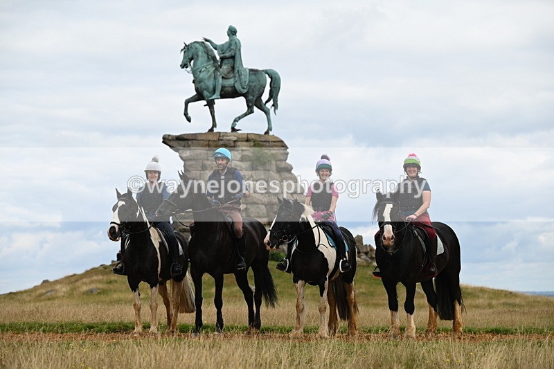 DSC_6433 - Time at Statue 12:17 to 12:44