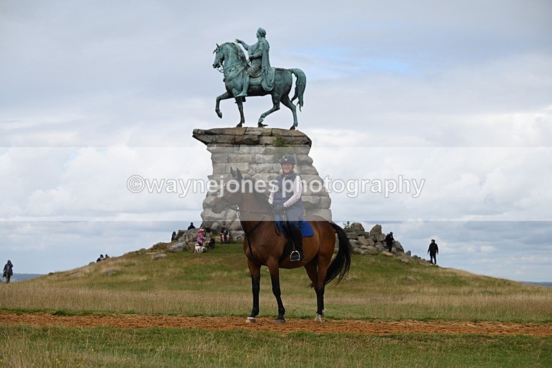 DSC_9104 - Time at Statue 14:33 to 15:10