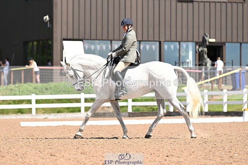 240816A-120548-04825 - 286-Alison.Zuend-Il.Danubio