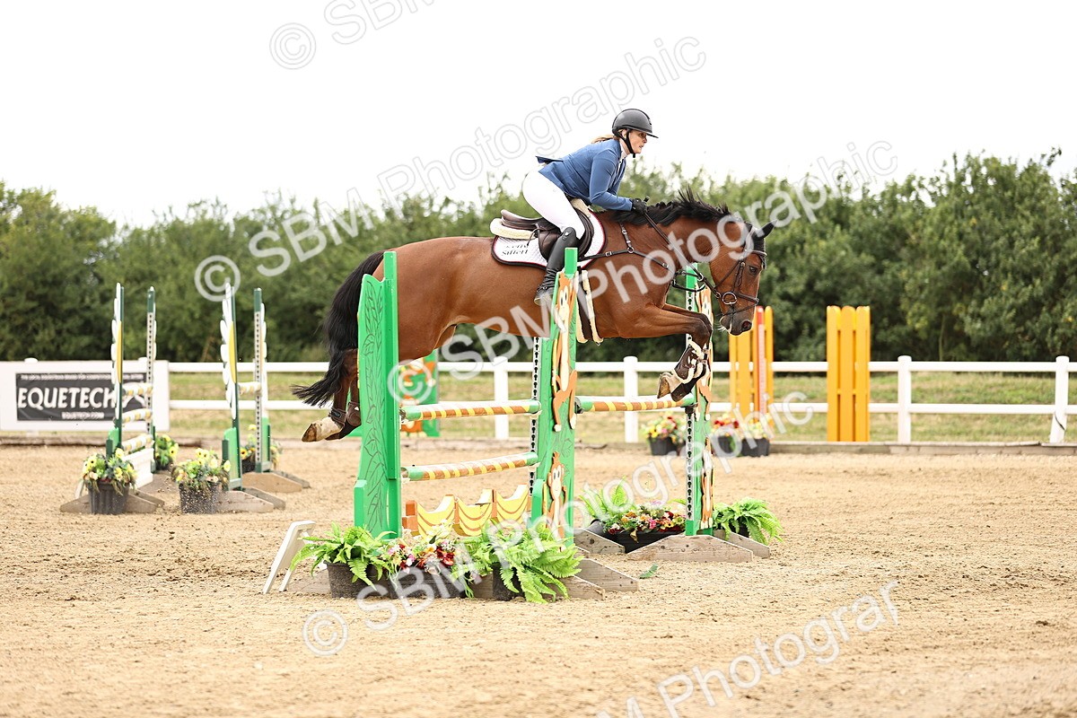 SBM_003110 - Class 21 - Senior Newcomers - 1.10m