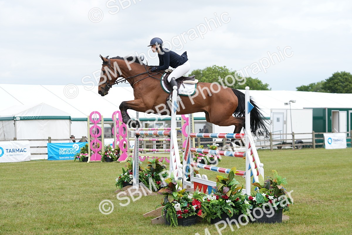 SBM_06557 - Class 202 - National 1.40m Open