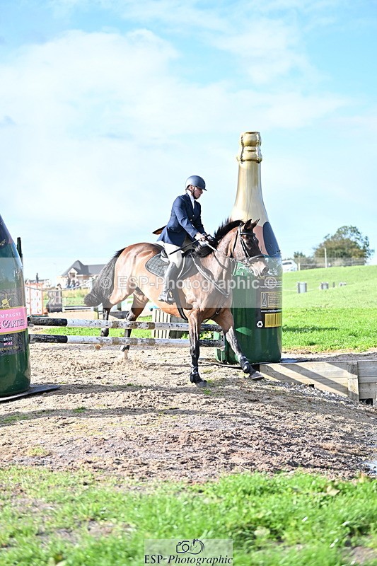 240912A-171610-02699 - Cls 7 Snr 90cm Open Speed Derby