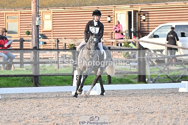 231105-155536-03977 - Cls 4 Novice 24 15.24 to 16.35 break