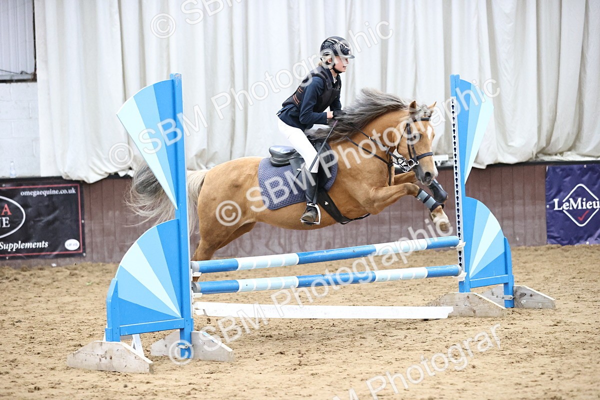 SBM_001344 - Class 5 - Henlow Veterinary Hospital 70cm