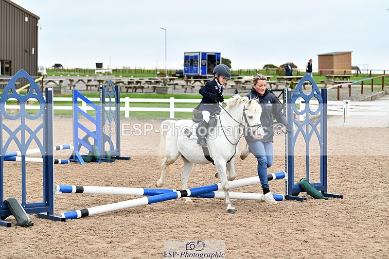 241013B-090231-00082 - Cls 1 Clear Round