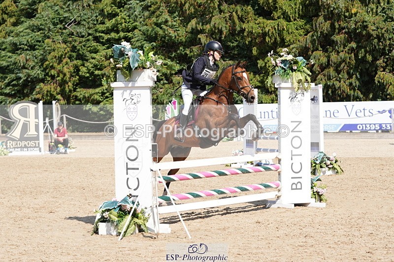 250824A-145230-38478 - 2174-Kezia.Getson-Hillside.First.Edition