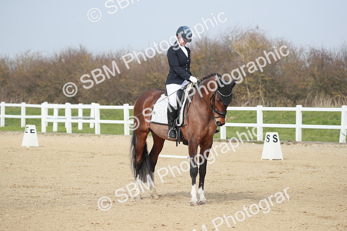 SBM_007300 - Class 16 - Novice 6