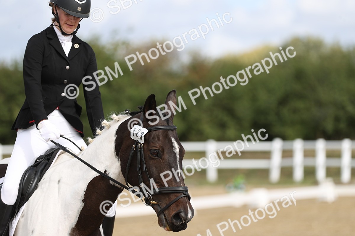 SBM_001387 - Class 2 - Intro 4 Champs - 10.56-11.44