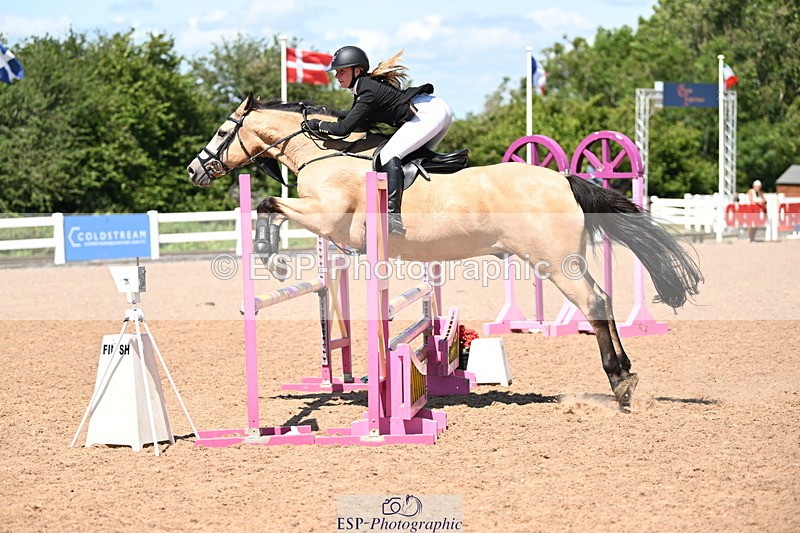 240728A-124054-08576 - Cls 32 85cm Amateur Qualifier