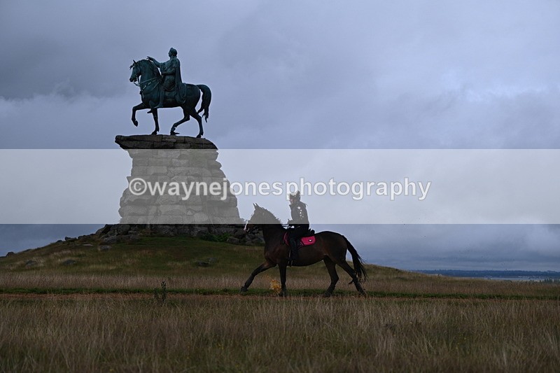 DSC_3922 - Time at Statue 14:56 to 15:05