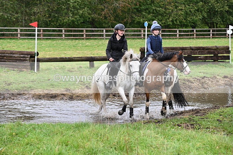 WJ6_6205 - Time at Photographer 12:41 to 13:05