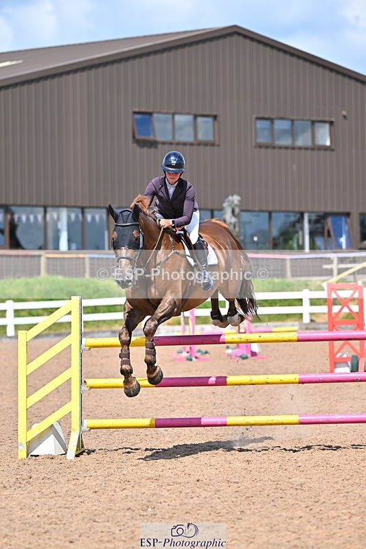 240619A-153014-00829 - Cls 5 Snr Foxhunter and 1.20m Open