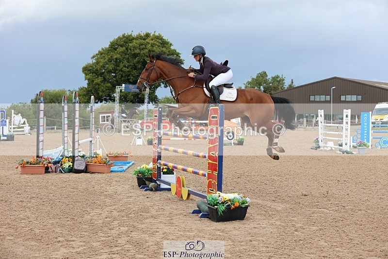 250911-122448-01444 - Cls 3 Snr Foxhunter