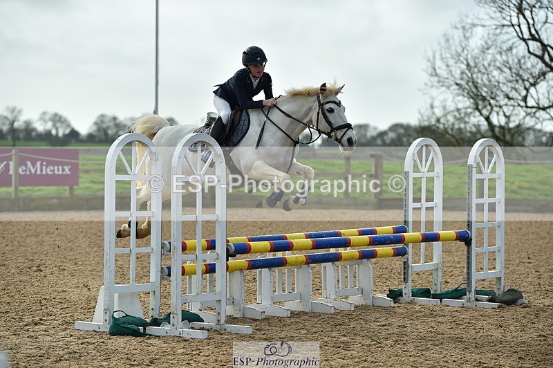 240210A-121016-00978 - Cls 19+20 Club and Schools 80cm