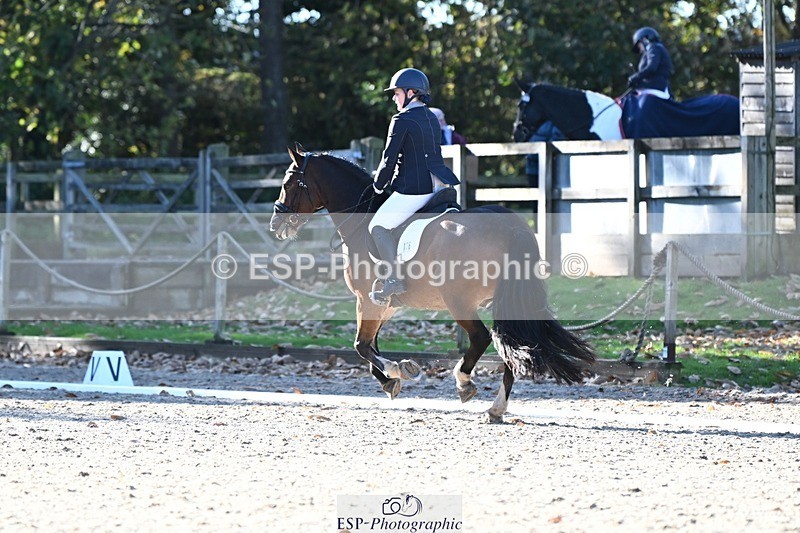 231110-110747-00327 - Cls 2 Prelim 17(a)Q