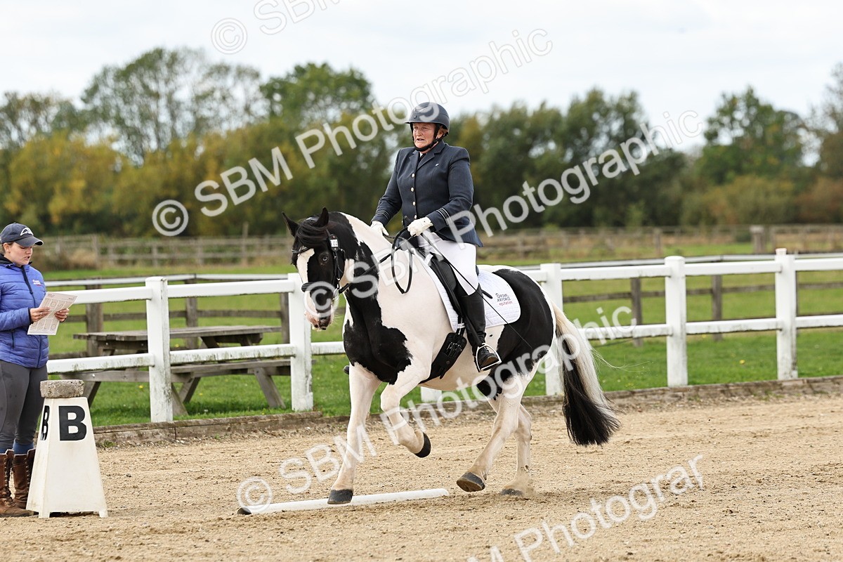 SBM_004423 - Class 69 - Novice 2