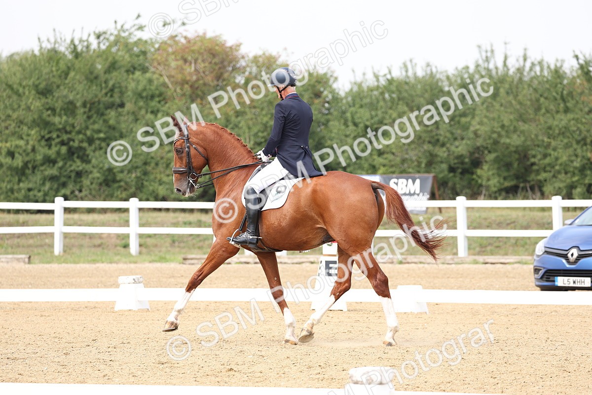 SBM_007395 - Class 9 - FEI INT I - 14.57-15.45