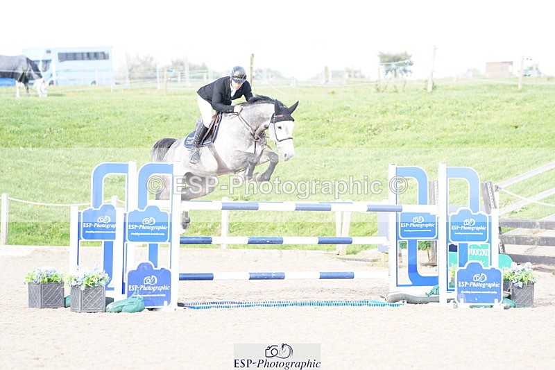 241004A-160332-02733 - Fri 05 Nat 1.30m & 1.40m Open