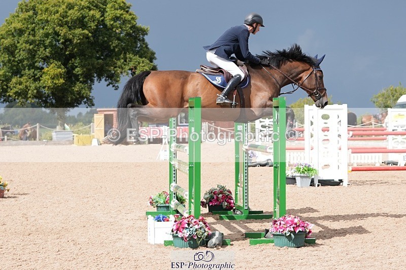 250913-122928-06898 - Cls 15 Snr Foxhunter