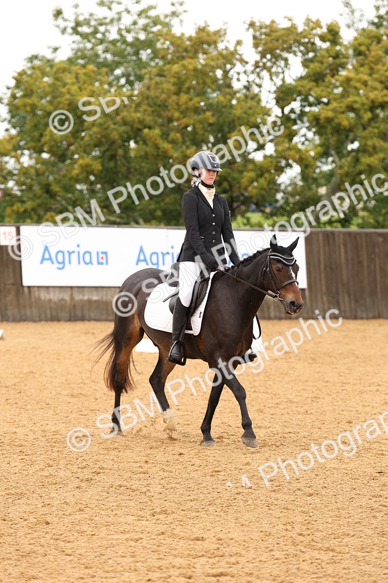 SBM_00691 - D1 - Small Tour Championship Intro 1