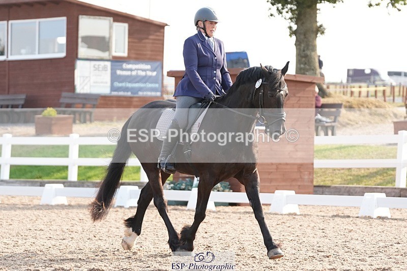 250817-085612-07054 - 115-Alison.AndrewsBercoed.Sambo