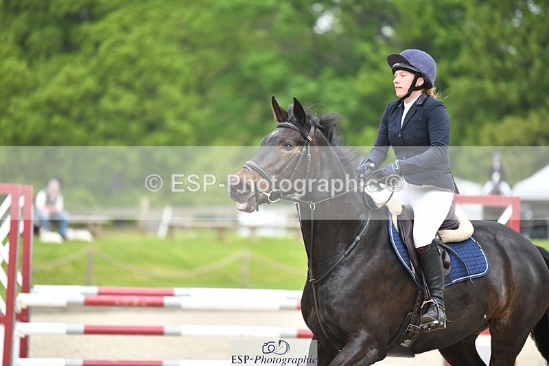 230514-112310-10400 - Cls 33b Snr 1.00m Open Final