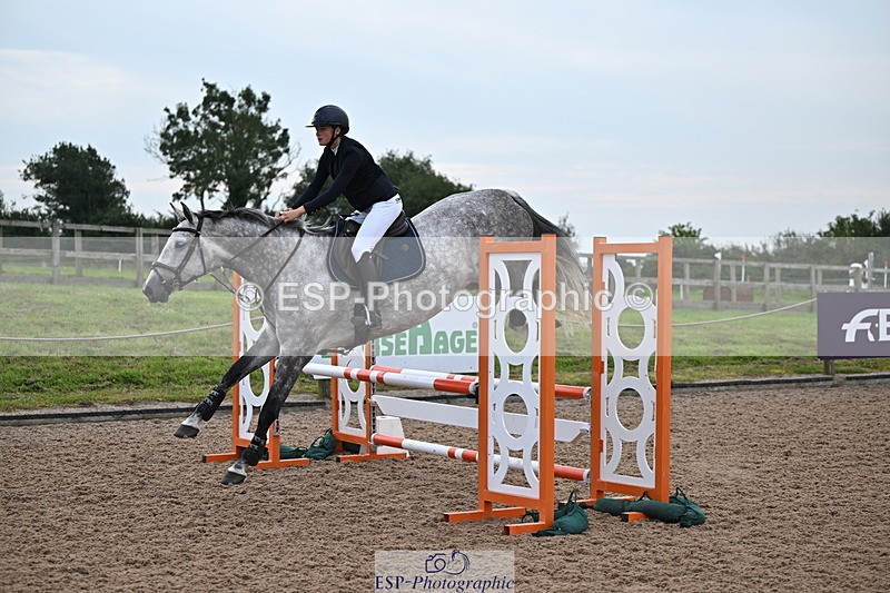 240828A-101333-00040 - Cls 1 Snr British Novice and 90cm Open