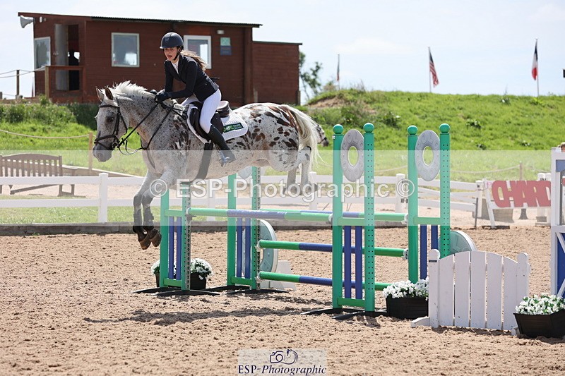 240629A-112440-04526 - Cls 17 Discovery and 90cm Open