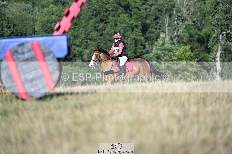 250803A-180237-18567 - S-870-Chris.Ellis-SKELWITH.BLUE.BELLE.AMOUR