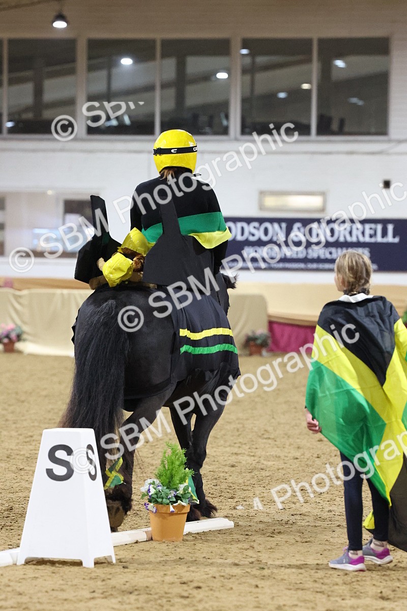 SBM_09906 - Class 52 Strictly Fancy Dress-Age
