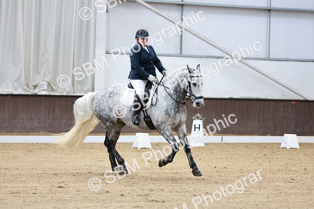 SBM_007106 - Class 6b - Novice 6 - 8.56-9.24