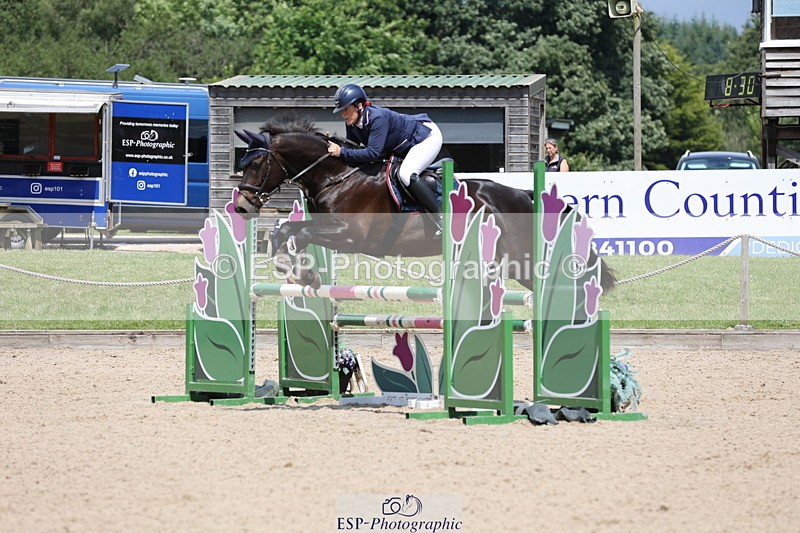 250614A-123549-06490 - Cls 28 95cm Amateur Quali